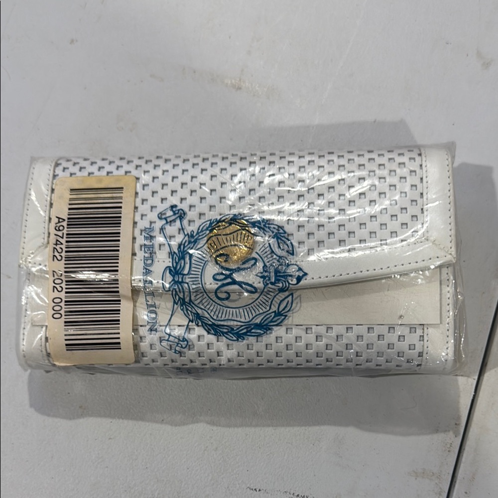 Medallion White Wallet with Gold Detail